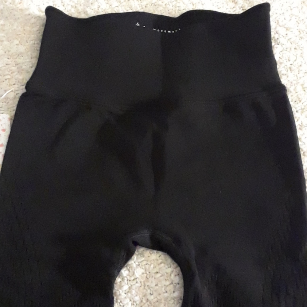 Last 1! FP Movement Ecology Leggings Black - Picture 10 of 14